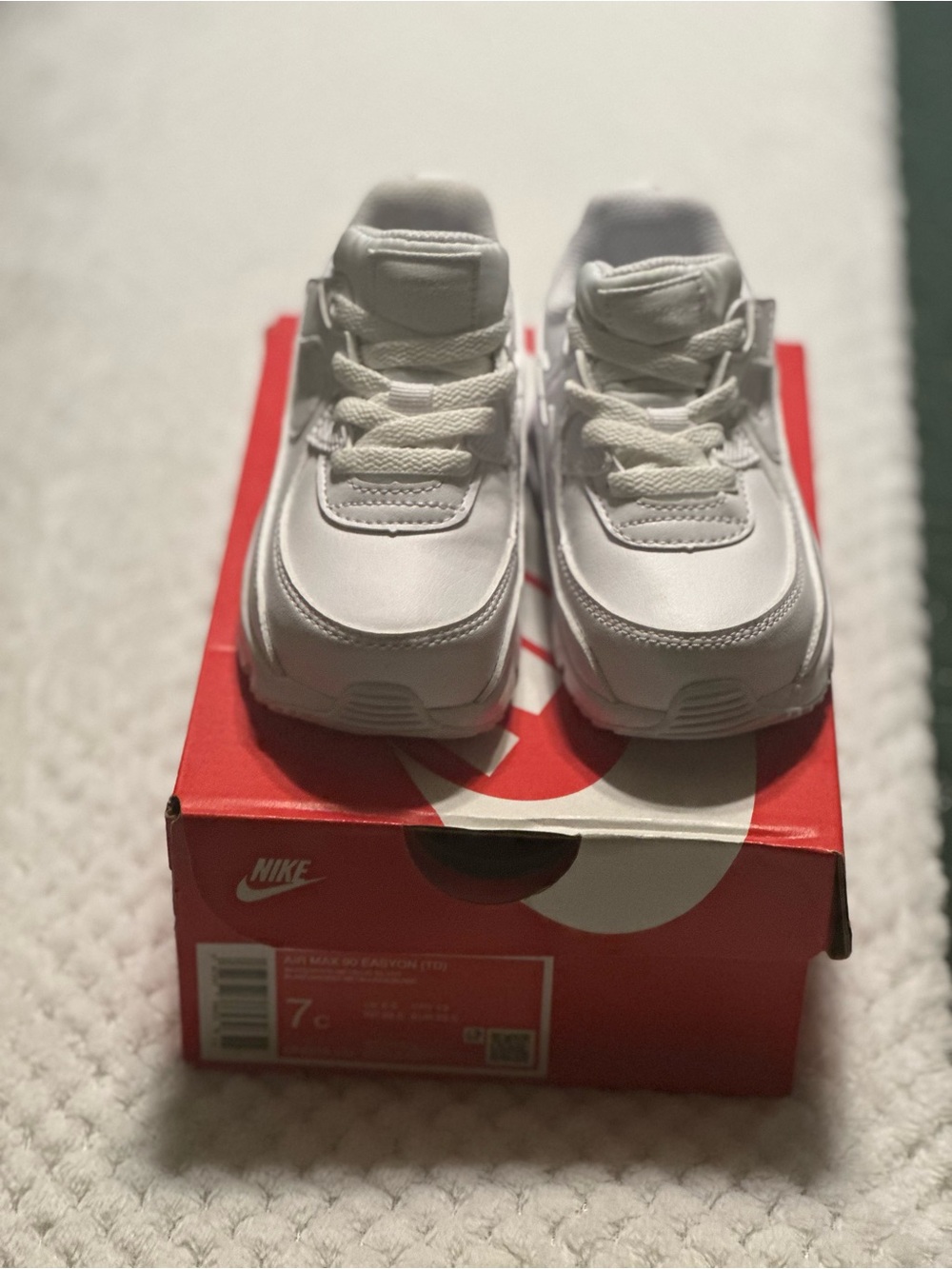 Nike Kids White Sneakers with Clean Silhouette